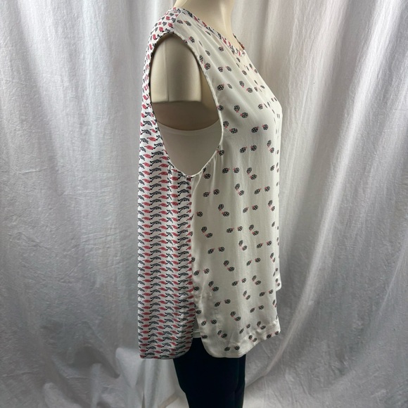 Equipment 100% Silk Sleeveless Blouse with Ladybug and Turtle Print L - Picture 5 of 10